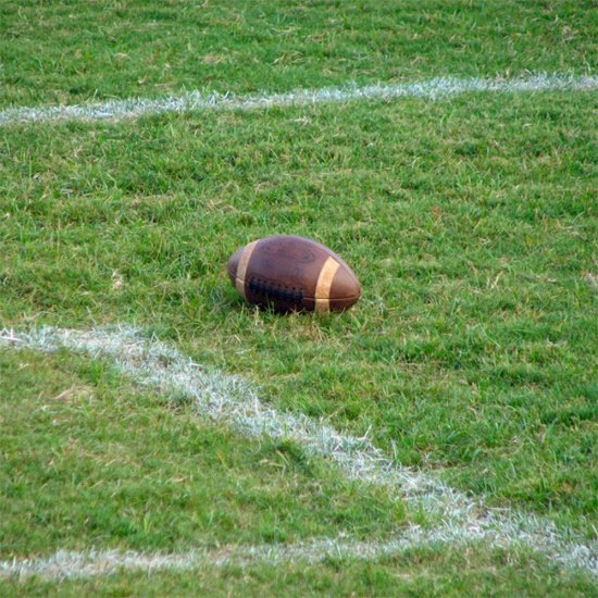 Scrappin\' Stuff - Football on Field Paper